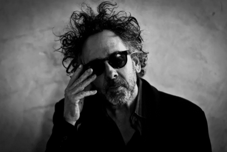 Tim Burton llega a los 63 años de la mano de su reciente producción Wednesday