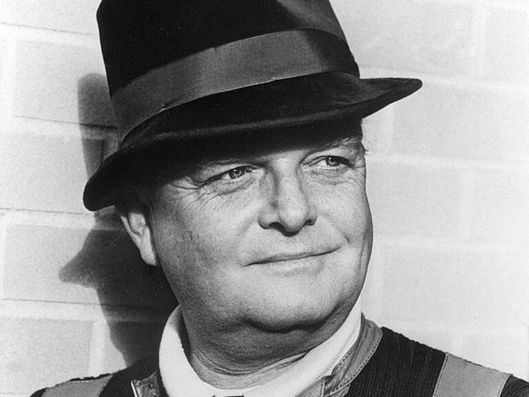La vida de Truman Capote estuvo marcada por su infancia solitaria y por su libro A sangre fría