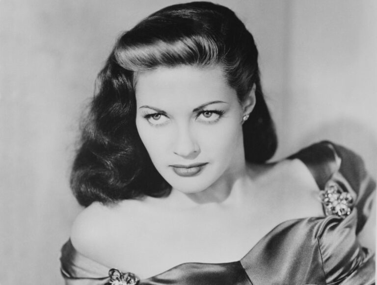 Yvonne De Carlo dejó huella en el séptimo arte al interpretar a Lily Munster