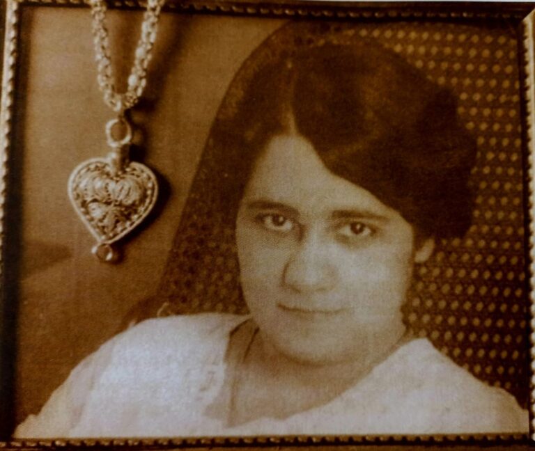 Aurelia Palmieri Minuche, la primera universitaria en la historia del Ecuador
